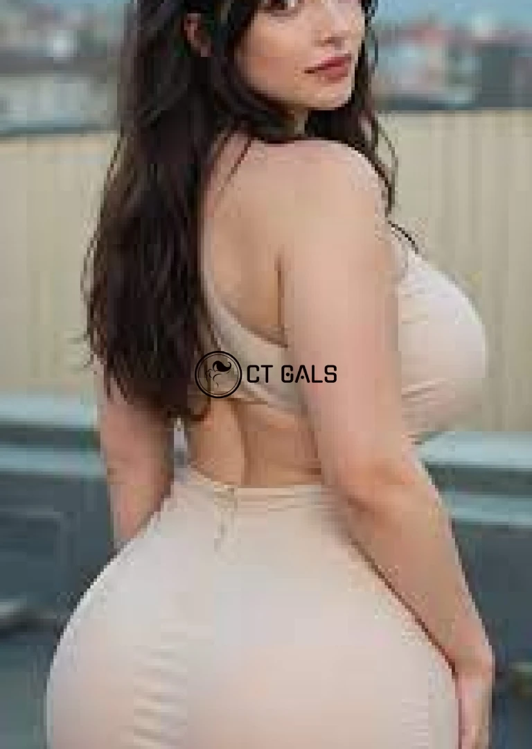 Anisha Escort-1